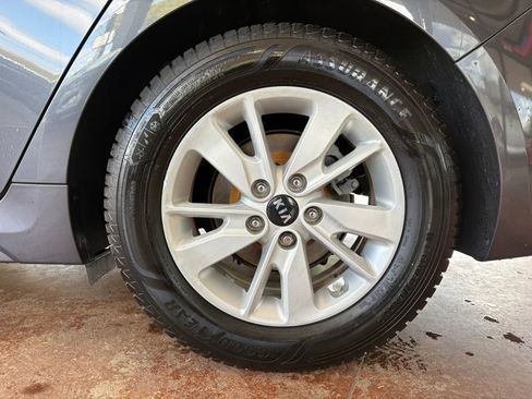 Used 2017 Kia Optima LX FWD image 22