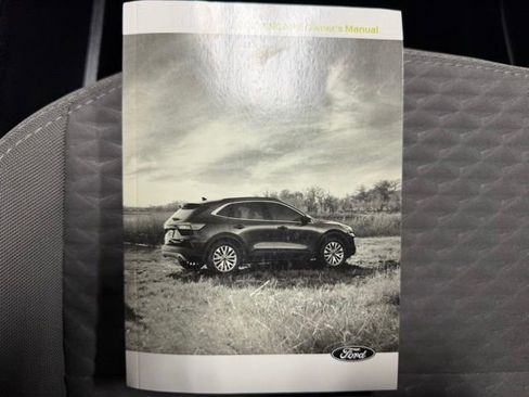 Used 2021 Ford Escape SE w/ Convenience Package image 46