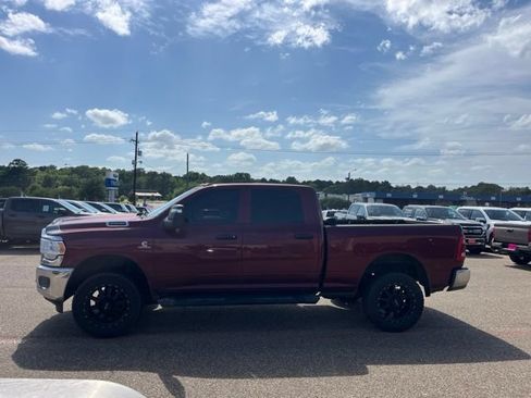 Used 2023 RAM 2500 Tradesman AWD/4WD image 4
