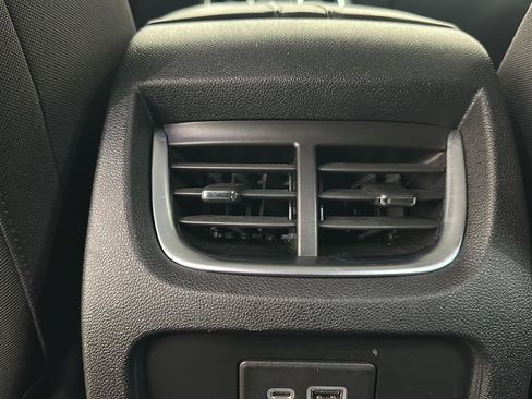 Used 2022 Chevrolet Blazer LT image 19