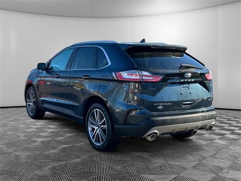 Used 2022 Ford Edge Titanium w/ Equipment Group 301A image 3