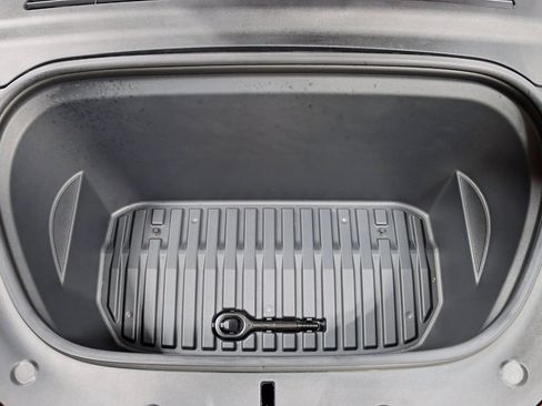 Used 2021 Tesla Model Y Performance AWD/4WD image 37