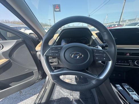 Certified 2023 Hyundai Sonata Limited FWD image 11