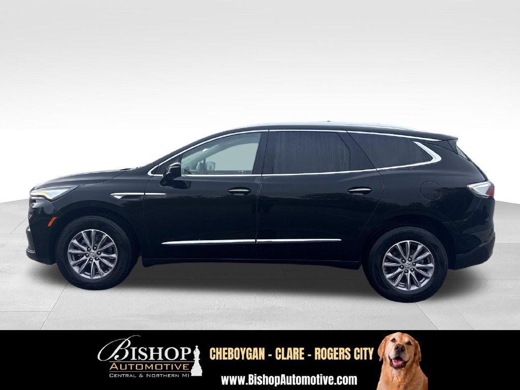 Used 2023 Buick Enclave Essence AWD/4WD image 8