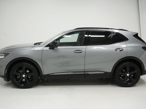 Used 2021 Buick Envision Essence w/ Sport Touring Package FWD image 7