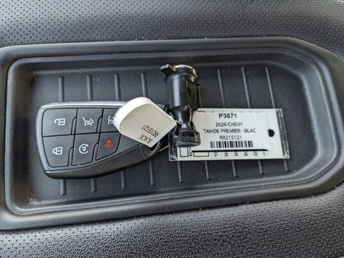 Used 2024 Chevrolet Tahoe Premier image 36