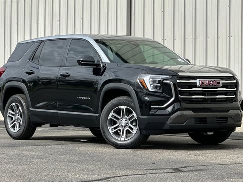 New 2026 GMC Terrain Elevation w/ Technology Package II image 2