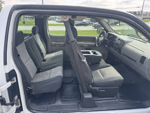 Used 2008 Chevrolet Silverado 1500 W/T w/ Towing Package RWD image 14