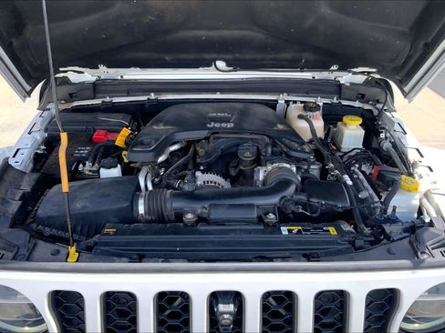 Used 2021 Jeep Gladiator Mojave AWD/4WD image 30