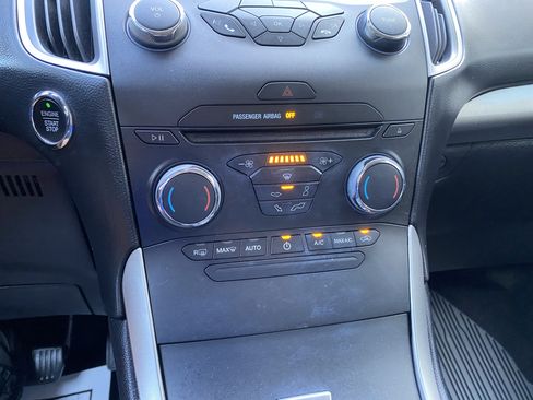 Used 2018 Ford Edge SEL FWD image 28