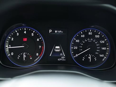 Used 2023 Hyundai Kona SEL AWD/4WD image 30