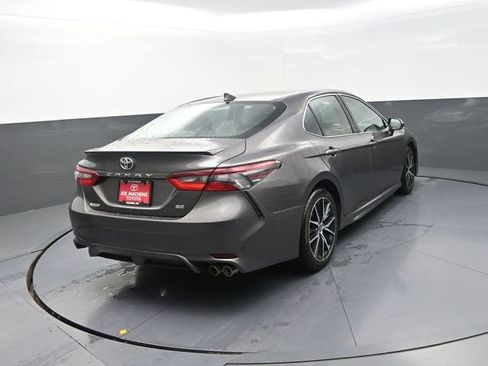 Used 2024 Toyota Camry SE FWD image 8