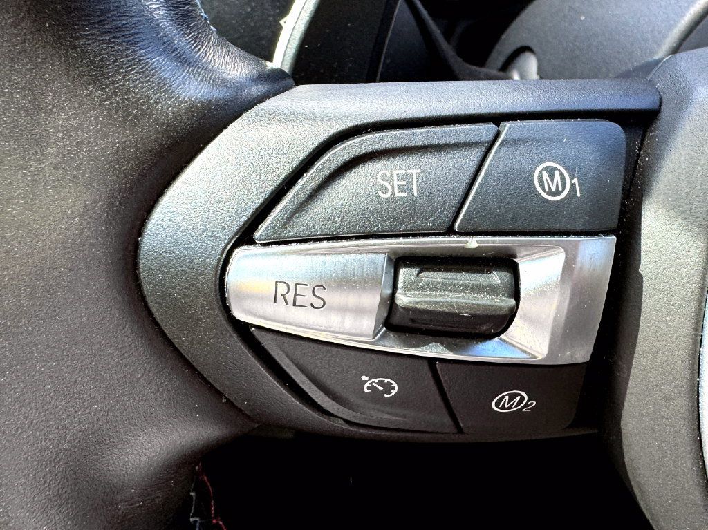 Used 2018 BMW M3 RWD image 26