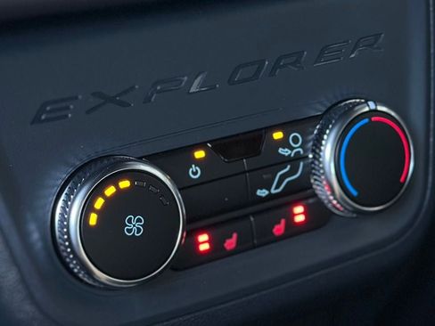 New 2026 Ford Explorer Platinum w/ LUX Leather Package image 51