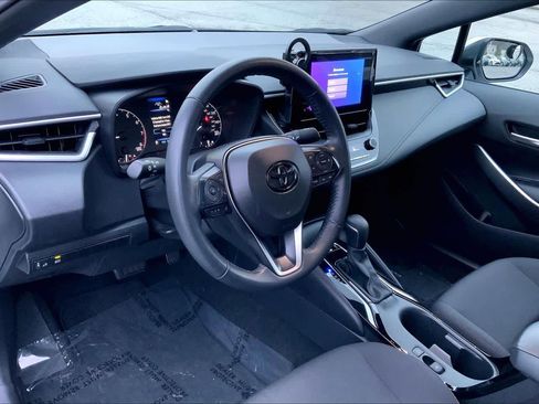 Used 2024 Toyota Corolla SE image 16