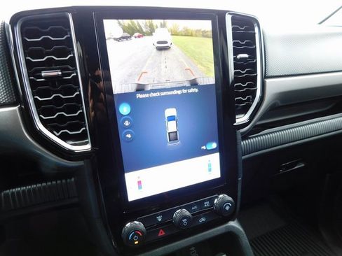 Used 2024 Ford Ranger XLT w/ Trailer Tow Package image 35