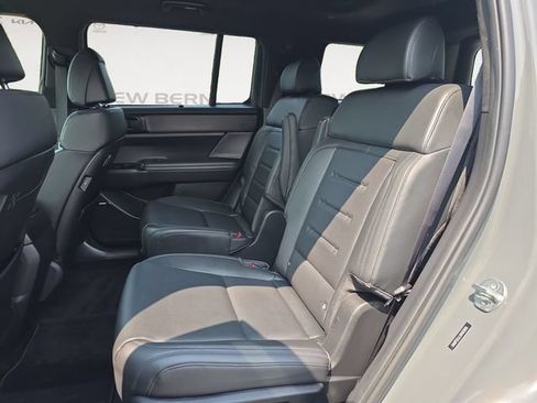Used 2024 Hyundai Santa Fe Calligraphy AWD/4WD image 13