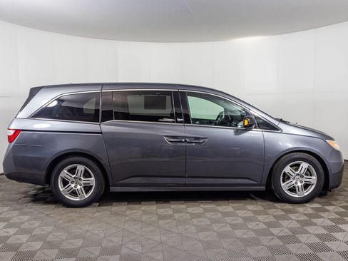 Used 2012 Honda Odyssey Touring image 17