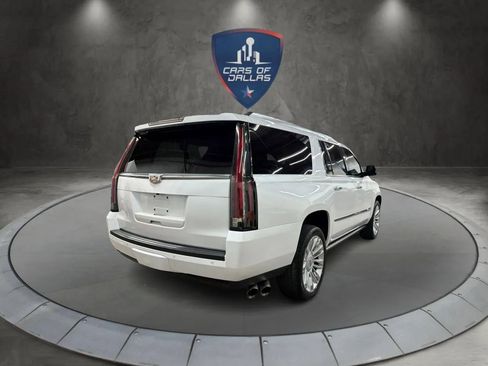 Used 2016 Cadillac Escalade ESV Platinum AWD/4WD image 5