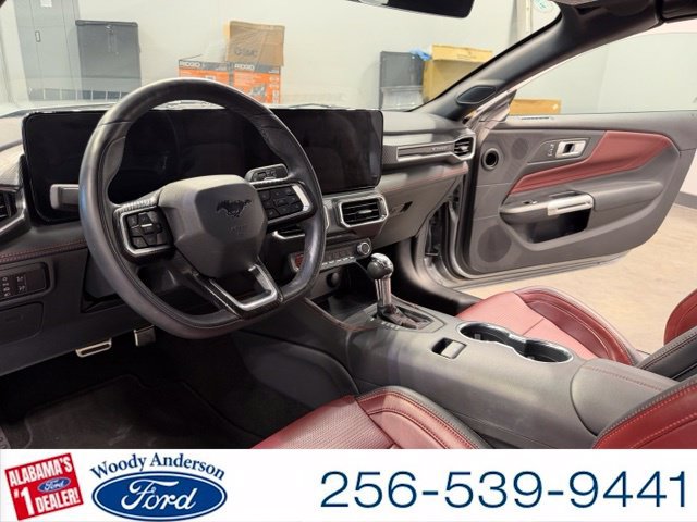 Used 2025 Ford Mustang GT Premium RWD image 9