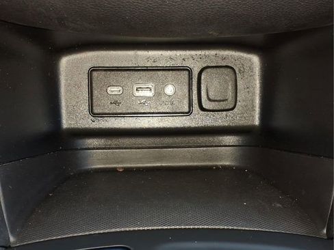 Used 2022 Chevrolet Equinox LT image 20