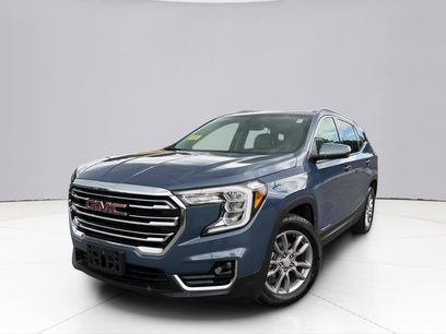 Used 2024 GMC Terrain SLT