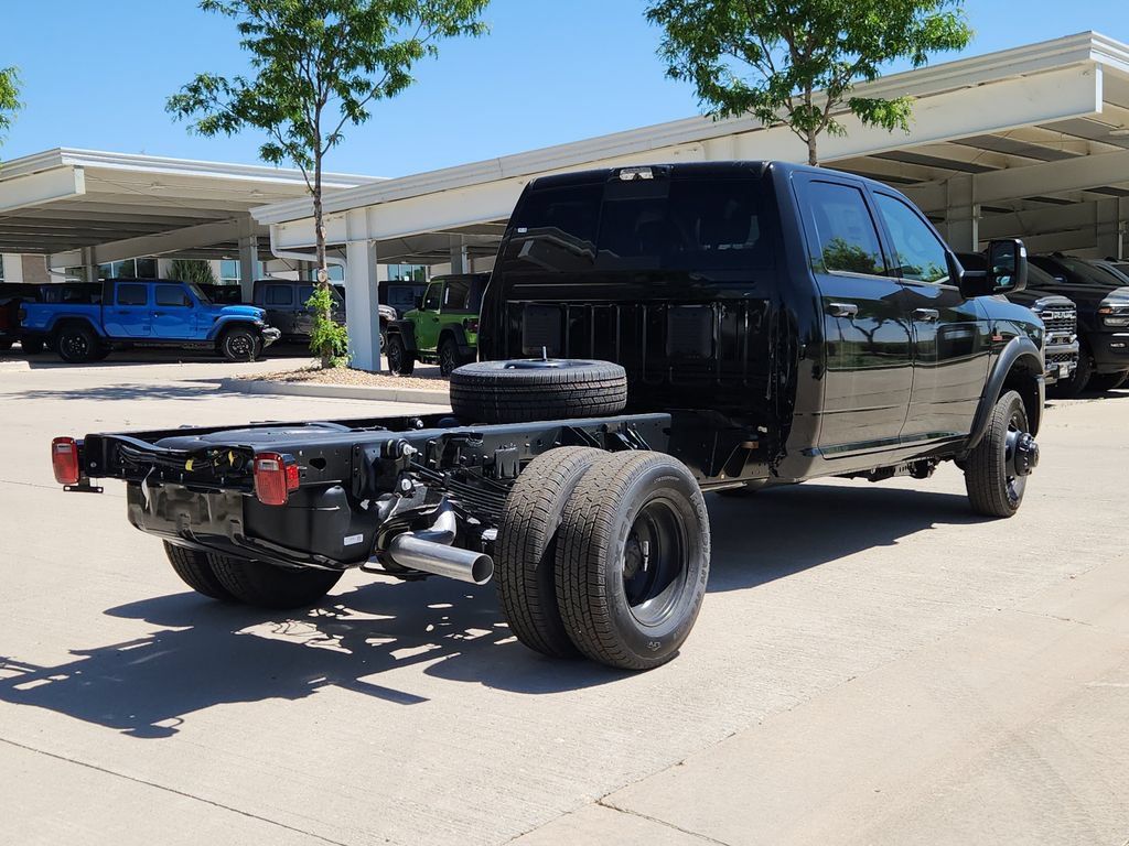 New 2026 RAM 3500 Tradesman AWD/4WD image 3