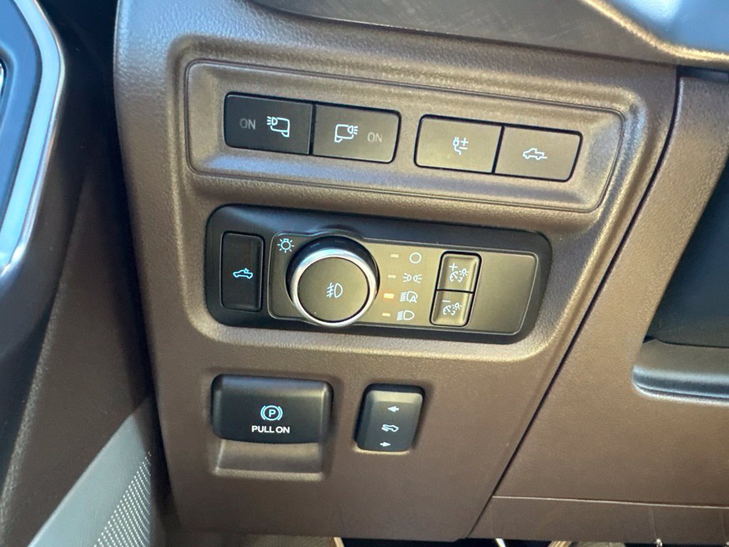 Certified 2024 Ford F150 King Ranch AWD/4WD image 31