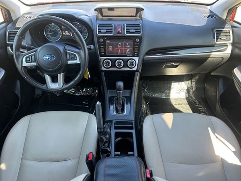 Used 2017 Subaru Crosstrek 2.0i Limited image 11