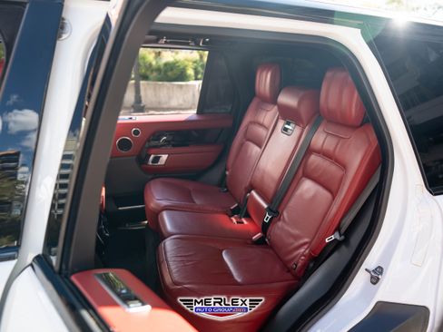 Used 2019 Land Rover Range Rover Autobiography image 21