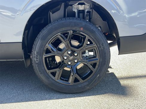 New 2025 Ford Maverick XLT w/ XLT Luxury Package image 30