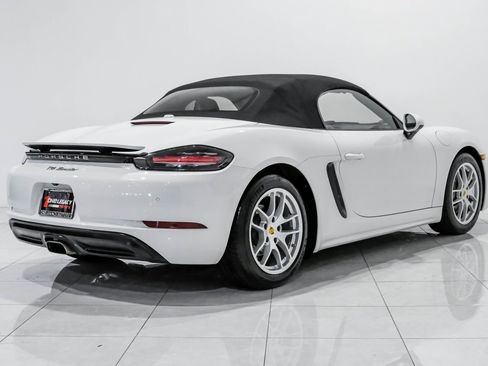 Used 2019 Porsche 718 Boxster image 7