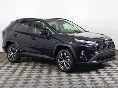 Used 2025 Toyota RAV4 XLE Premium w/ Weather Package image 2