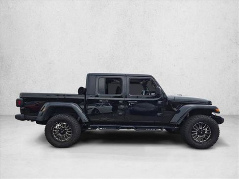 Used 2023 Jeep Gladiator Sport AWD/4WD image 4