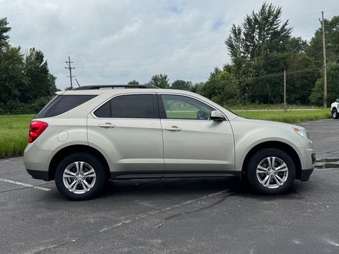 Used 2015 Chevrolet Equinox LT w/ Driver Convenience Package FWD image 4