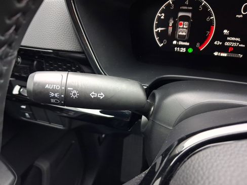 Used 2025 Honda CR-V EX-L image 31