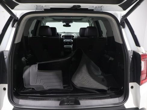 Used 2020 GMC Acadia SLT w/ Driver Alert Package II AWD/4WD image 5