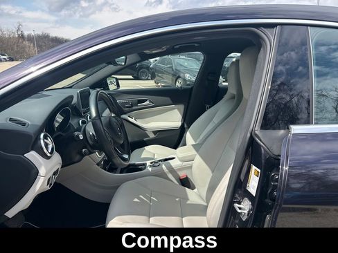 Used 2015 Mercedes-Benz CLA 250 4MATIC image 9