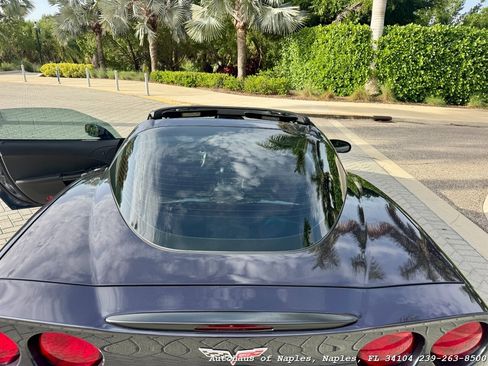 Used 2013 Chevrolet Corvette Coupe w/ 2LT Preferred Equipment Group RWD image 18