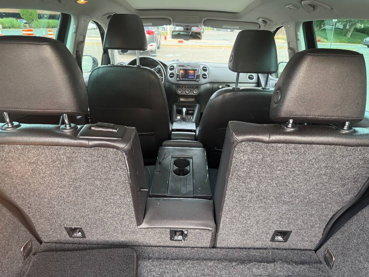 Used 2017 Volkswagen Tiguan Wolfsburg Edition AWD/4WD image 13