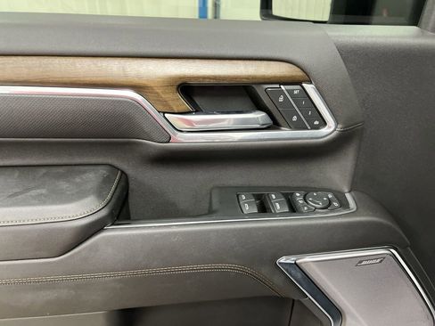 Used 2024 Chevrolet Silverado 3500 High Country w/ High Country Premium Package AWD/4WD image 22