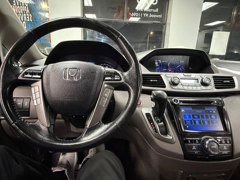 Used 2016 Honda Odyssey Touring Elite image 80