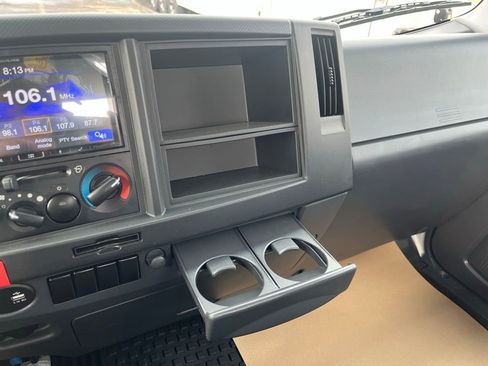 New 2024 Chevrolet Low Cab Forward image 18