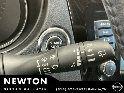 Used 2019 Nissan Rogue SV w/ Sun & Sound Touring Package FWD image 32