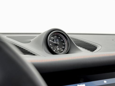 Used 2024 Porsche Macan GTS image 19