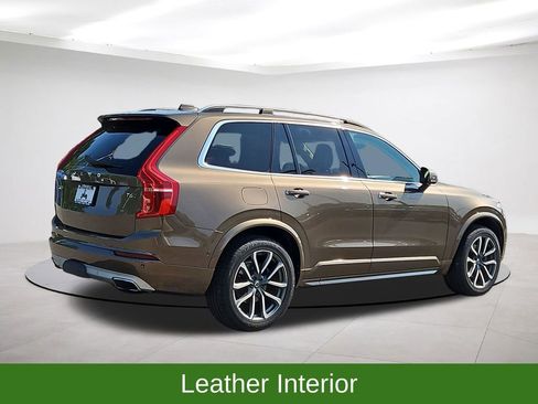 Used 2016 Volvo XC90 T6 Momentum w/ Momentum Plus Package AWD/4WD image 7