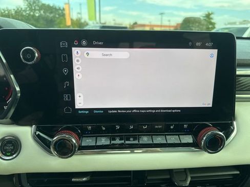 Used 2024 GMC Canyon AT4X image 23