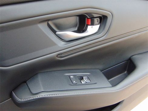 Used 2024 Honda Accord Sport image 27