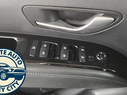 Used 2022 Hyundai Tucson SEL w/ Cargo Package image 22