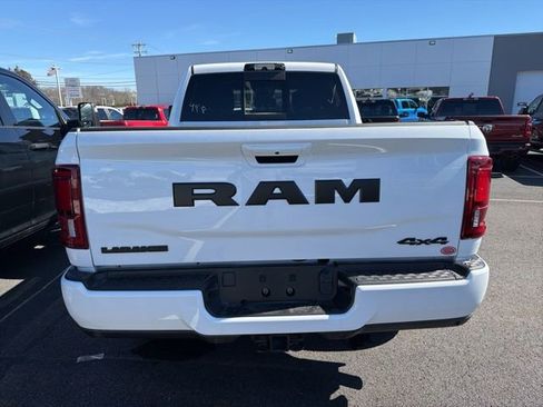 New 2026 RAM 3500 Laramie AWD/4WD image 4